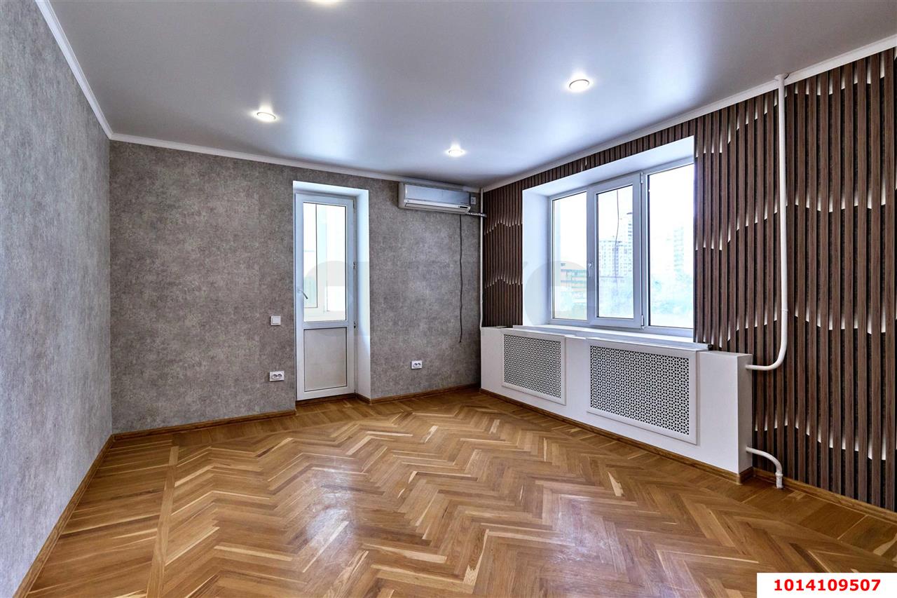 Фото №1: 3-комнатная квартира 77&nbsp;м², 4/14&nbsp;эт. - Краснодар, Западный внутригородской округ, мкр. Центральный, ул. имени Пушкина, 5