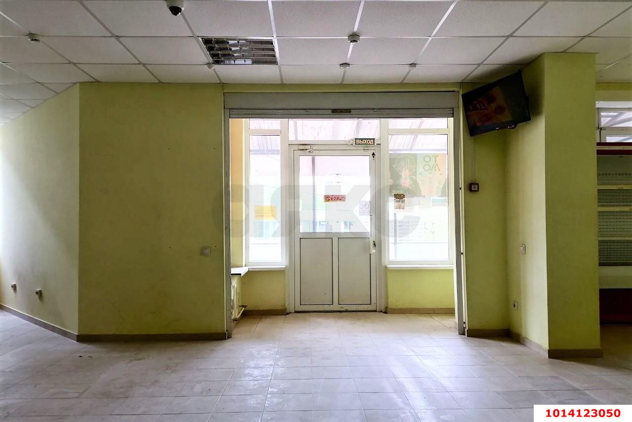 Фото №3: Торговое помещение 161&nbsp;м², 1/6&nbsp;эт. - Российский, мкр. Прикубанский внутригородской округ, ул. Тверская, 21
