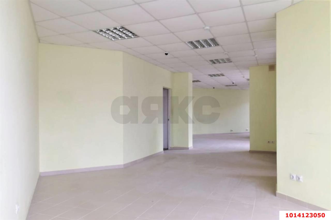 Фото №5: Торговое помещение 161&nbsp;м², 1/6&nbsp;эт. - Российский, мкр. Прикубанский внутригородской округ, ул. Тверская, 21