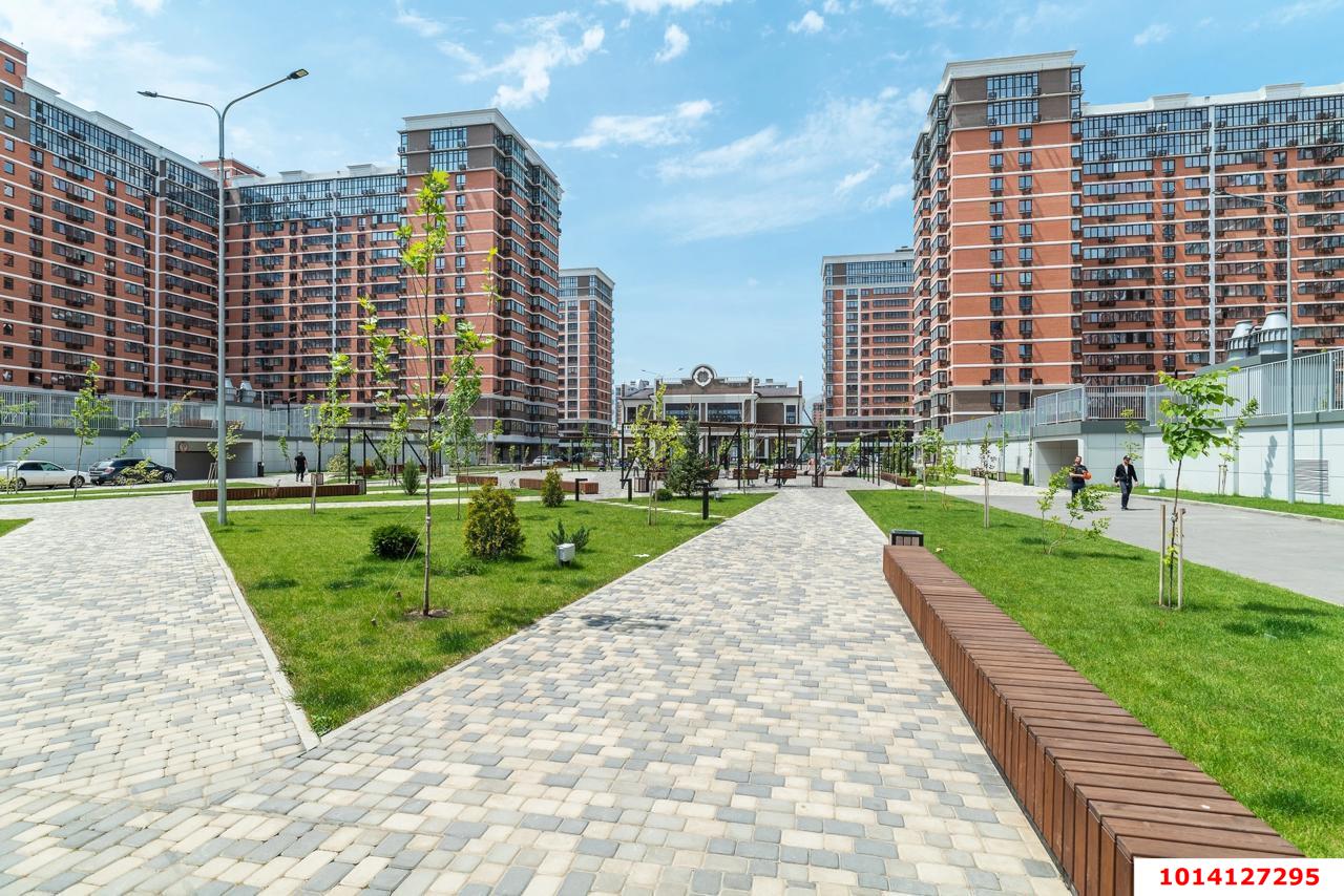 Фото №8: 3-комнатная квартира 80&nbsp;м², 9/16&nbsp;эт. - Краснодар, Прикубанский внутригородской округ, мкр. жилой комплекс Самолёт-6, ул. Ивана Беличенко, 90к1