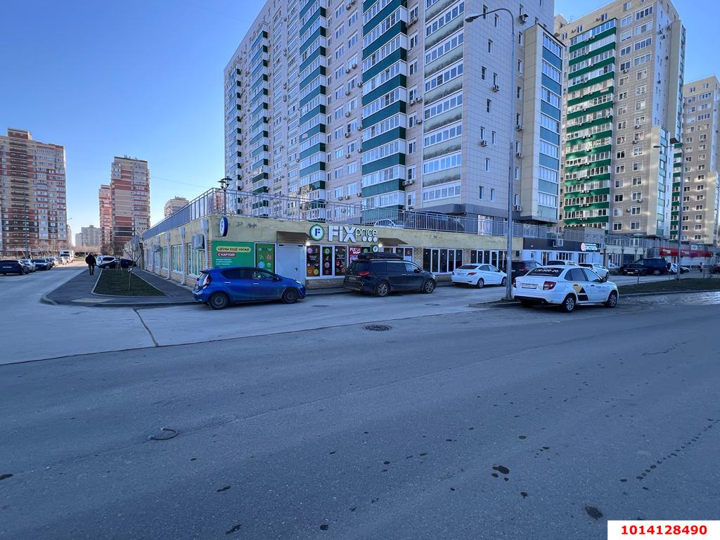 Фото №4: Торговое помещение 181&nbsp;м², 1/1&nbsp;эт. - Краснодар, мкр. Карасунский внутригородской округ, ул. Трудовой Славы