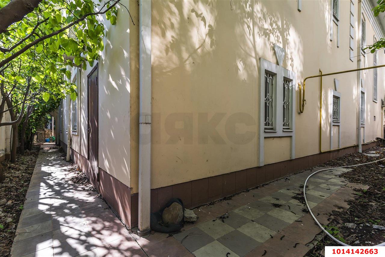 Фото №13: Дом 750&nbsp;м² + 7.79&nbsp;сот., 3&nbsp;эт. - Краснодар, Прикубанский внутригородской округ, Фестивальный, мкр. Солнечный, ул. Архитектора Ишунина, 30