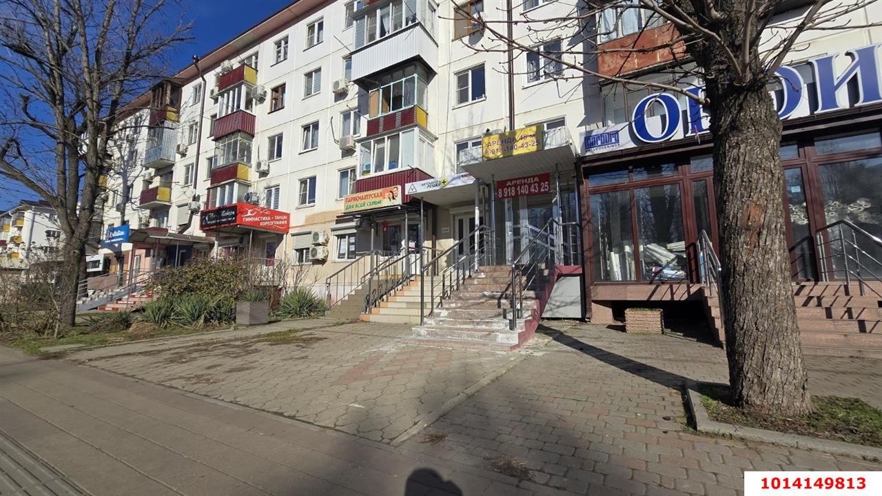Фото №3: Торговое помещение 60&nbsp;м², 1/5&nbsp;эт. - Краснодар, Карасунский внутригородской округ, мкр. Черёмушки, ул. Ставропольская, 157