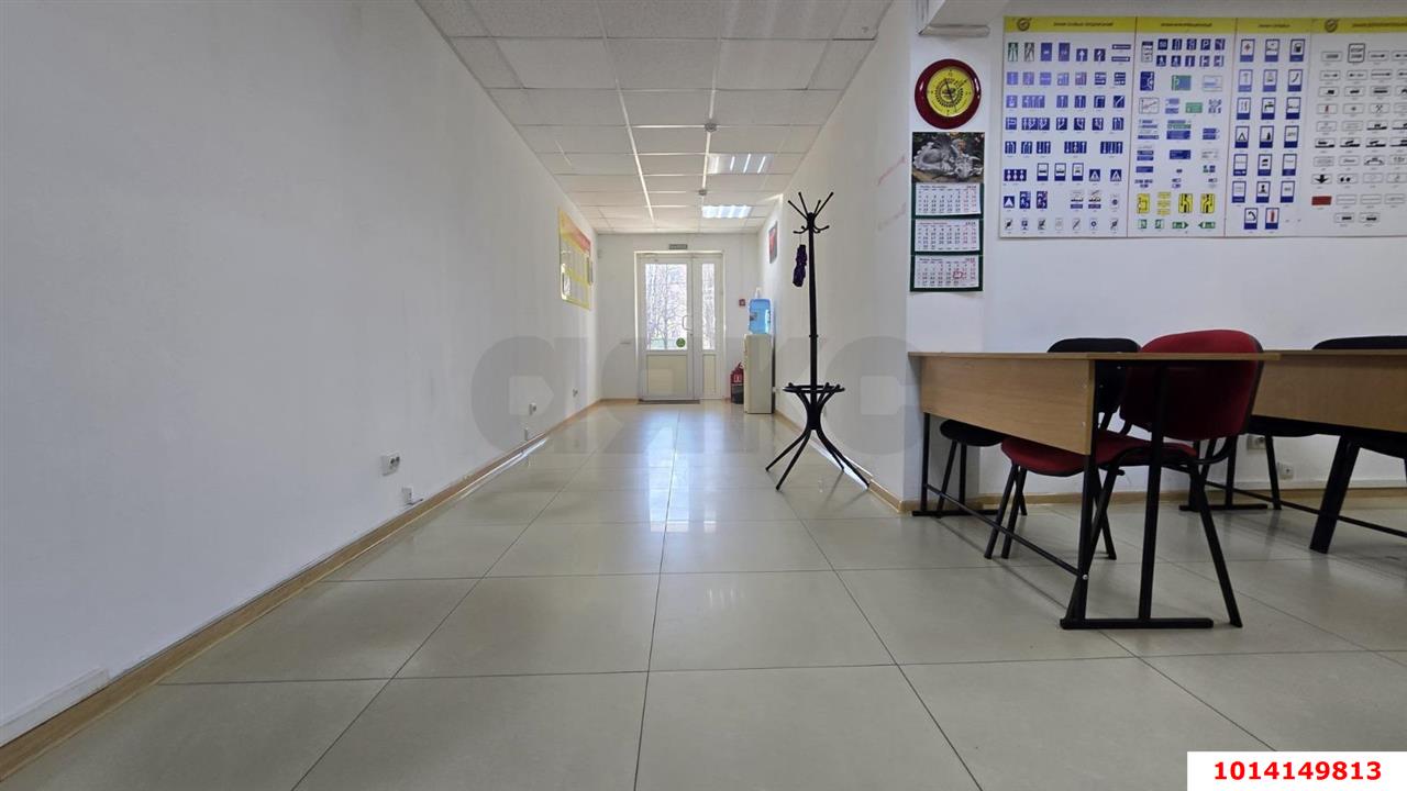 Фото №11: Торговое помещение 60&nbsp;м², 1/5&nbsp;эт. - Краснодар, Карасунский внутригородской округ, мкр. Черёмушки, ул. Ставропольская, 157