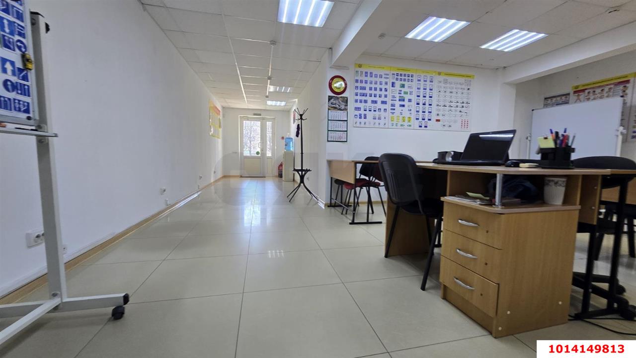 Фото №8: Торговое помещение 60&nbsp;м², 1/5&nbsp;эт. - Краснодар, Карасунский внутригородской округ, мкр. Черёмушки, ул. Ставропольская, 157