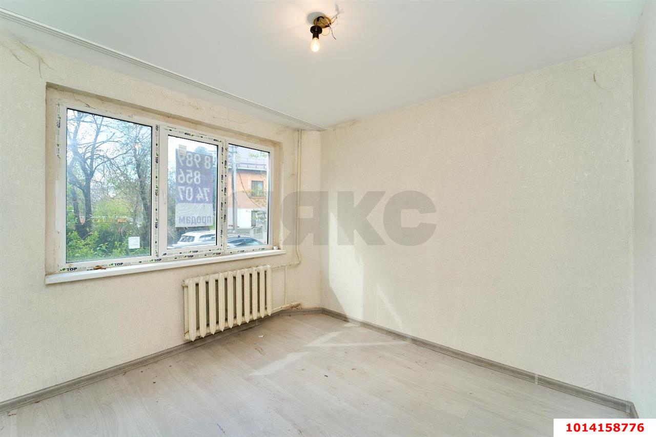 Фото №3: 3-комнатная квартира 47&nbsp;м², 1/5&nbsp;эт. - Краснодар, Западный внутригородской округ, мкр. Горгаз, ул. Станкостроительная, 18