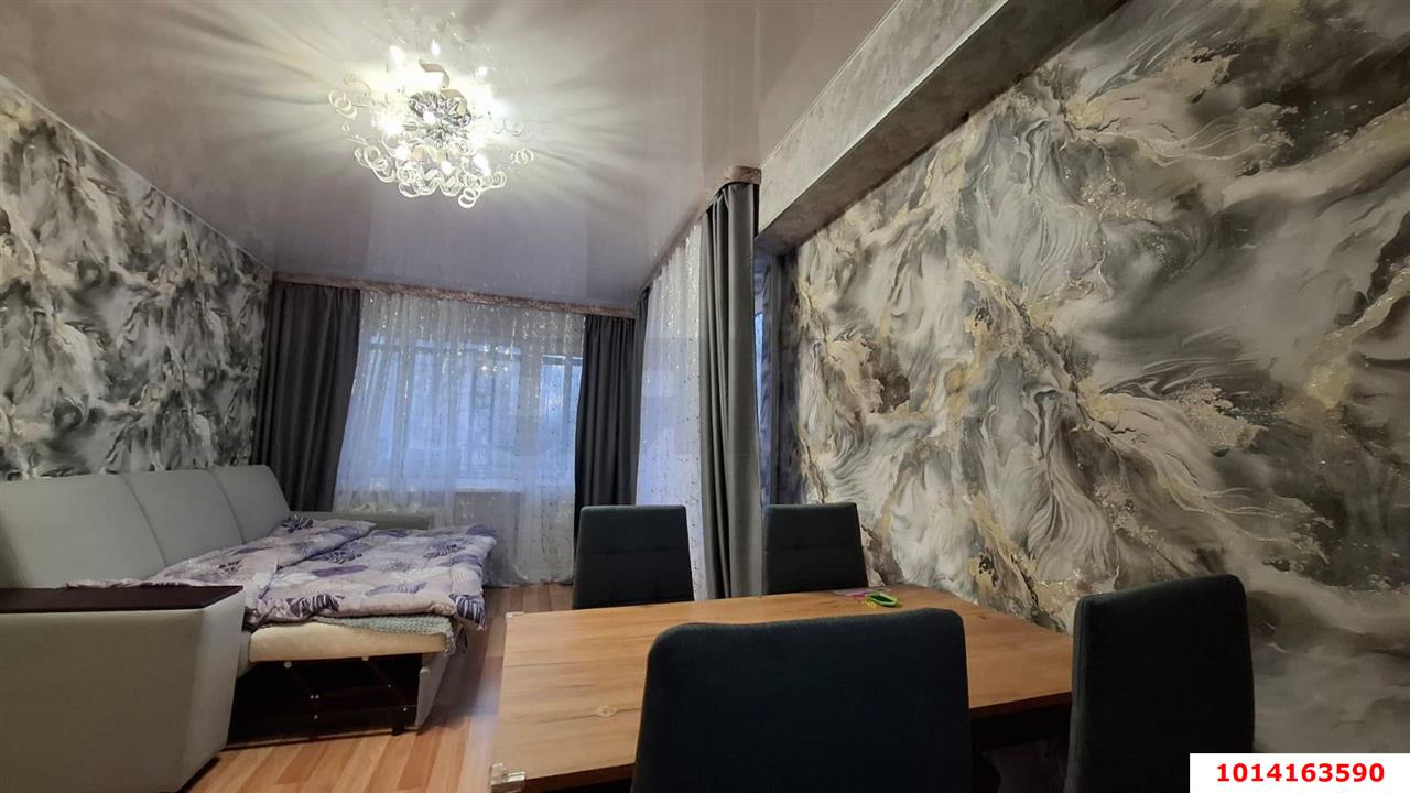 Фото №1: 1-комнатная квартира 32&nbsp;м², 3/5&nbsp;эт. - Краснодар, Карасунский внутригородской округ, мкр. Черёмушки, ул. Селезнёва, 176