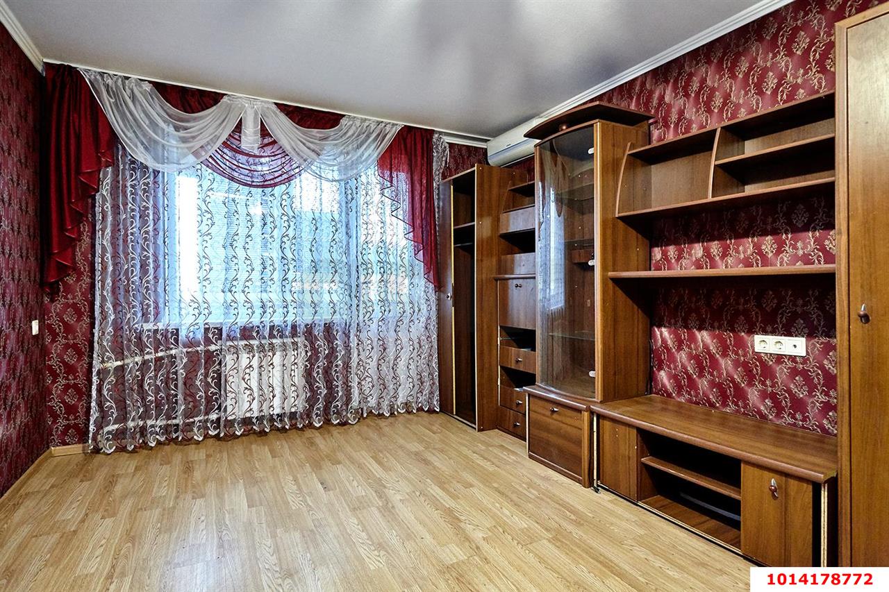 Фото №2: 2-комнатная квартира 56&nbsp;м², 9/9&nbsp;эт. - Краснодар, Карасунский внутригородской округ, мкр. Комсомольский, ул. Уральская, 202