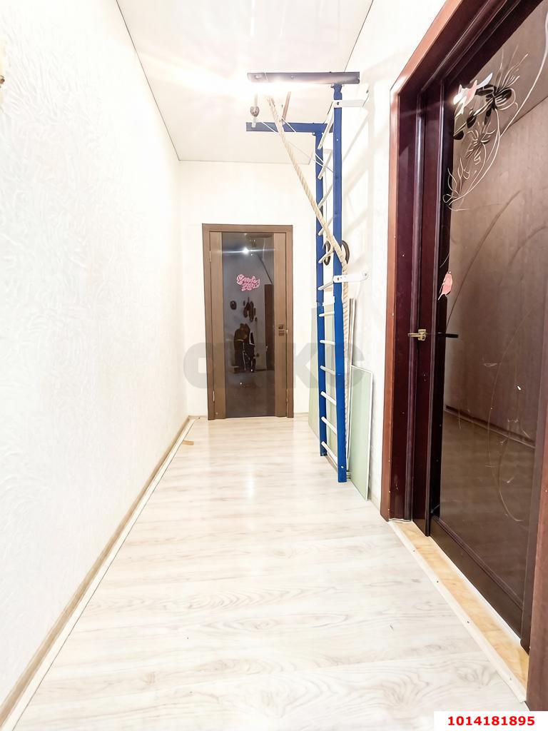 Фото №9: 2-комнатная квартира 62&nbsp;м², 4/6&nbsp;эт. - Краснодар, Прикубанский внутригородской округ, мкр. Музыкальный, ул. имени Сергея Есенина, 84