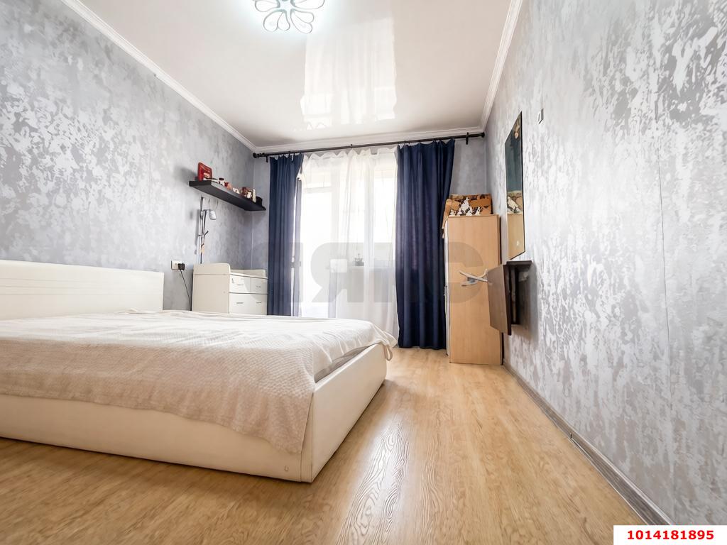 Фото №2: 2-комнатная квартира 62&nbsp;м², 4/6&nbsp;эт. - Краснодар, Прикубанский внутригородской округ, мкр. Музыкальный, ул. имени Сергея Есенина, 84