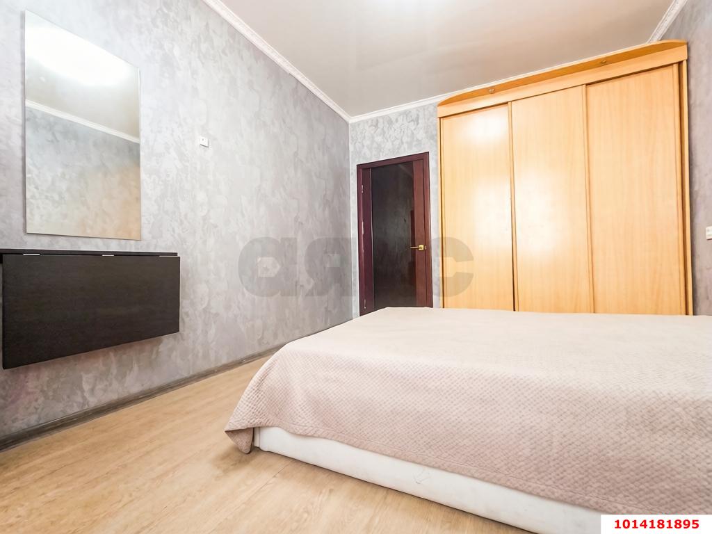 Фото №3: 2-комнатная квартира 62&nbsp;м², 4/6&nbsp;эт. - Краснодар, Прикубанский внутригородской округ, мкр. Музыкальный, ул. имени Сергея Есенина, 84