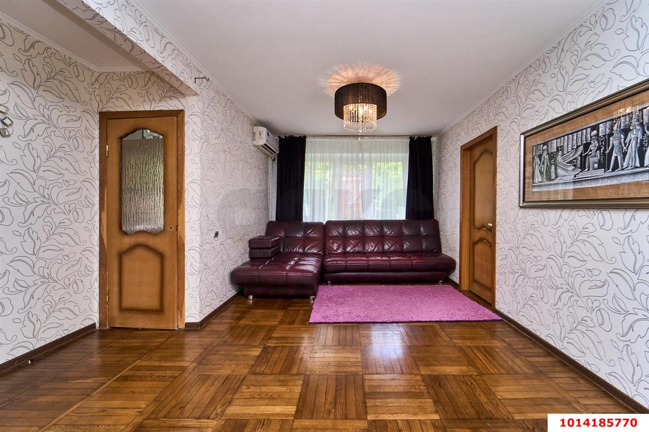 Фото №1: 2-комнатная квартира 45&nbsp;м², 1/5&nbsp;эт. - Краснодар, Западный внутригородской округ, мкр. Фестивальный, ул. Котовского, 92