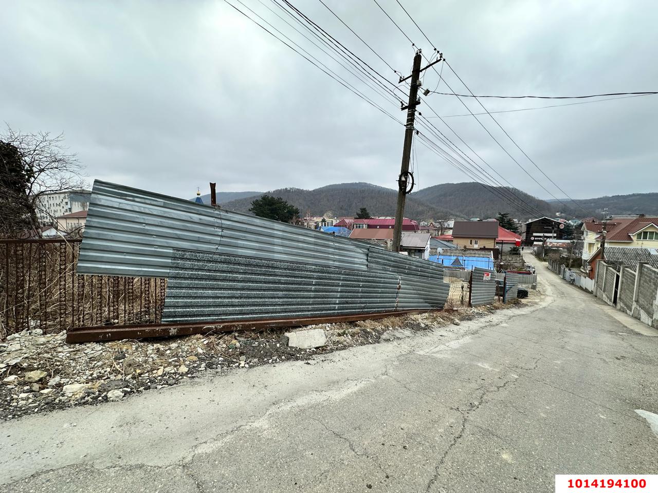 Фото №4: Земельный участок под ИЖС 18.17&nbsp;сот. - Новомихайловский, пер. Горный, 5
