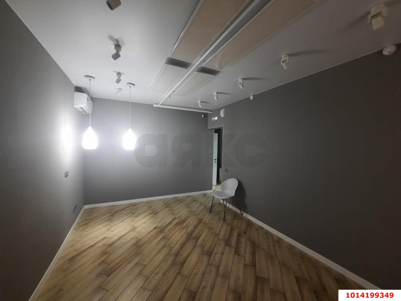 Фото №2: Торговое помещение 60&nbsp;м², 1/16&nbsp;эт. - Краснодар, Карасунский внутригородской округ, мкр. жилой комплекс Каскад, ул. имени Дмитрия Благоева, 31к2