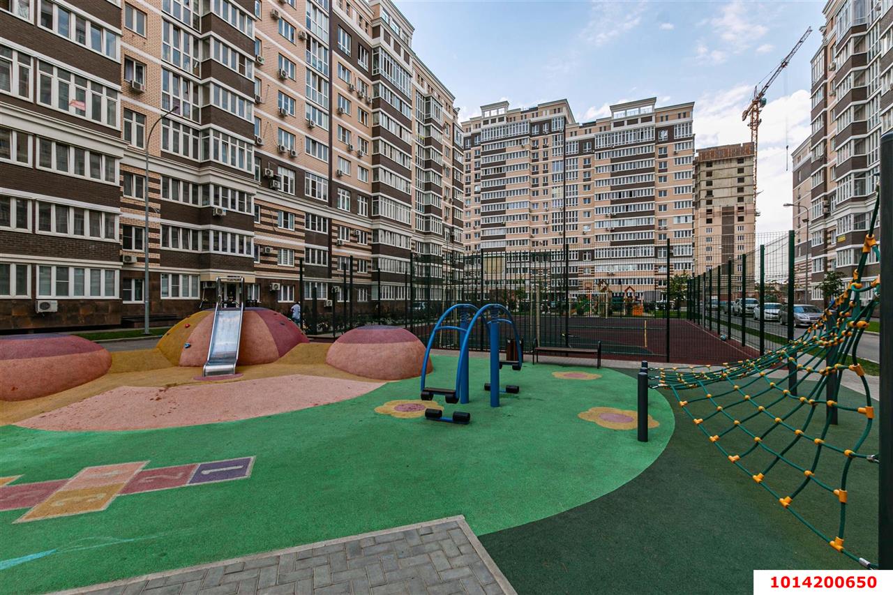 Фото №4: 1-комнатная квартира 46&nbsp;м², 3/18&nbsp;эт. - Краснодар, Прикубанский внутригородской округ, мкр. ЖК Красная Площадь, ул. им. Мурата Ахеджака, 12