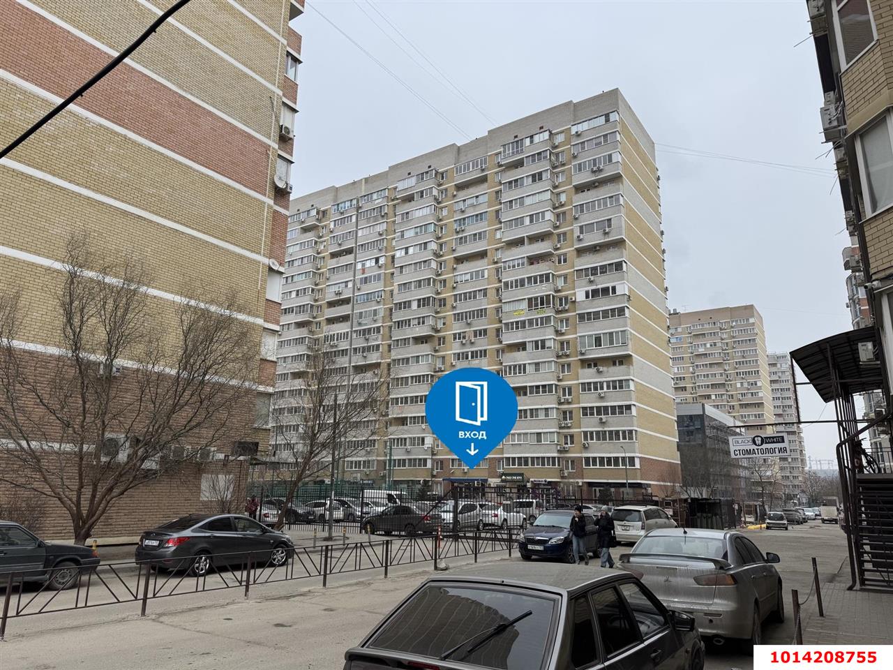Фото №1: Торговое помещение 46&nbsp;м², 1/19&nbsp;эт. - Краснодар, Прикубанский внутригородской округ, Музыкальный, ЖК Времена Года, мкр. имени Петра Метальникова, ул. Петра Метальникова, 5к1