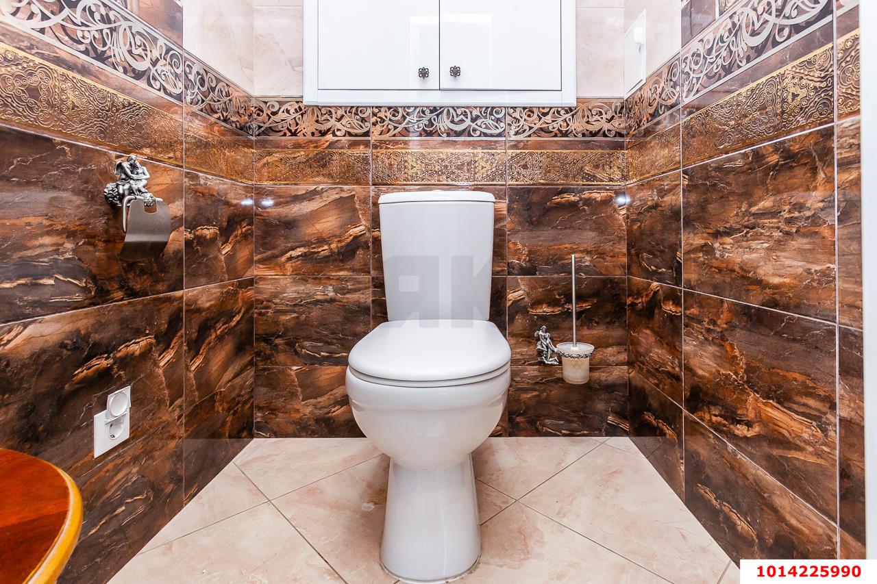 Фото №14: 4-комнатная квартира 140&nbsp;м², 17/17&nbsp;эт. - Краснодар, Прикубанский внутригородской округ, мкр. имени Маршала Жукова, ул. Александра Покрышкина, 2/2