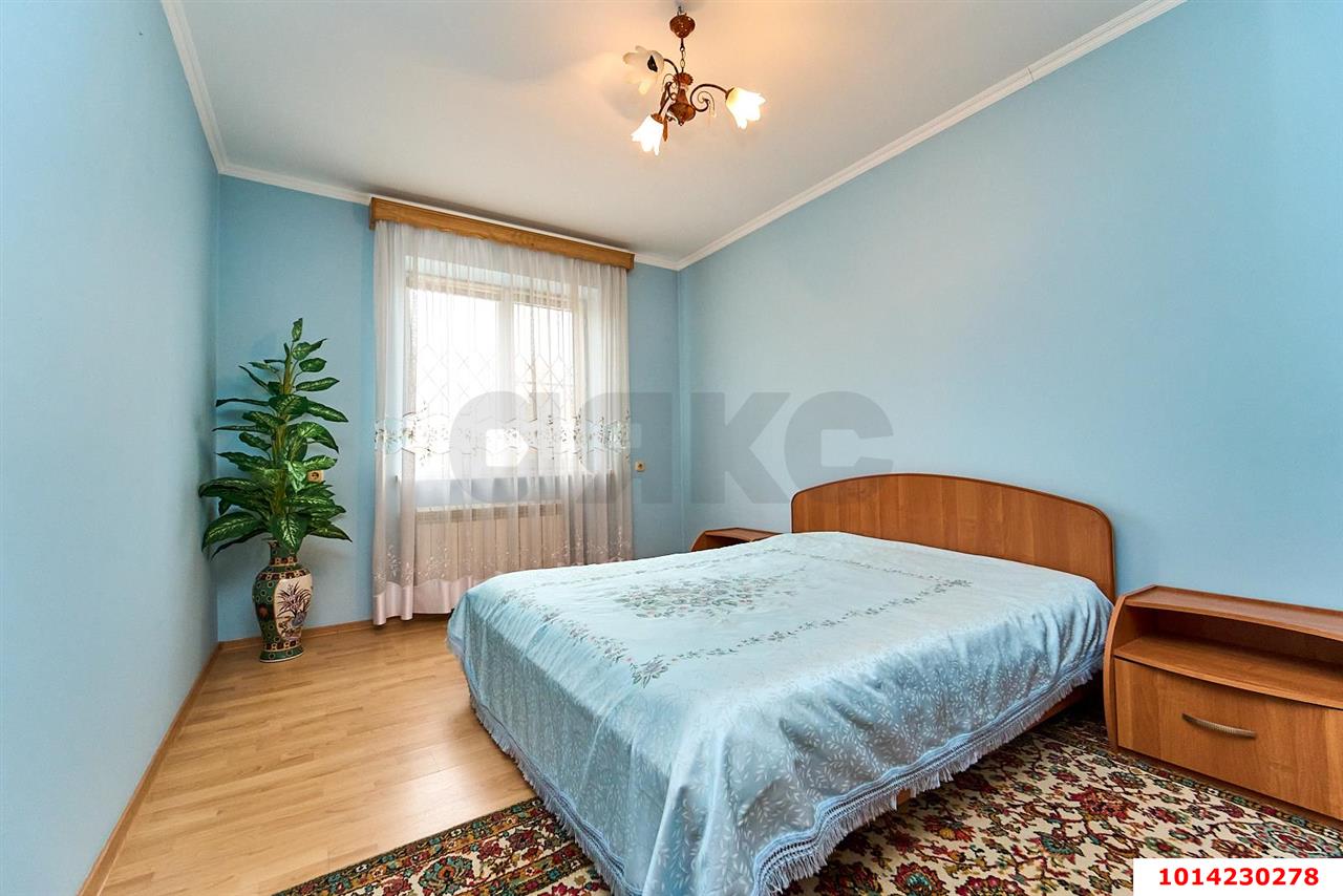 Фото №10: Дом 129&nbsp;м² + 5.28&nbsp;сот., 2&nbsp;эт. - Краснодар, Западный внутригородской округ, мкр. Кожзавод, ул. Кропоткина, 12