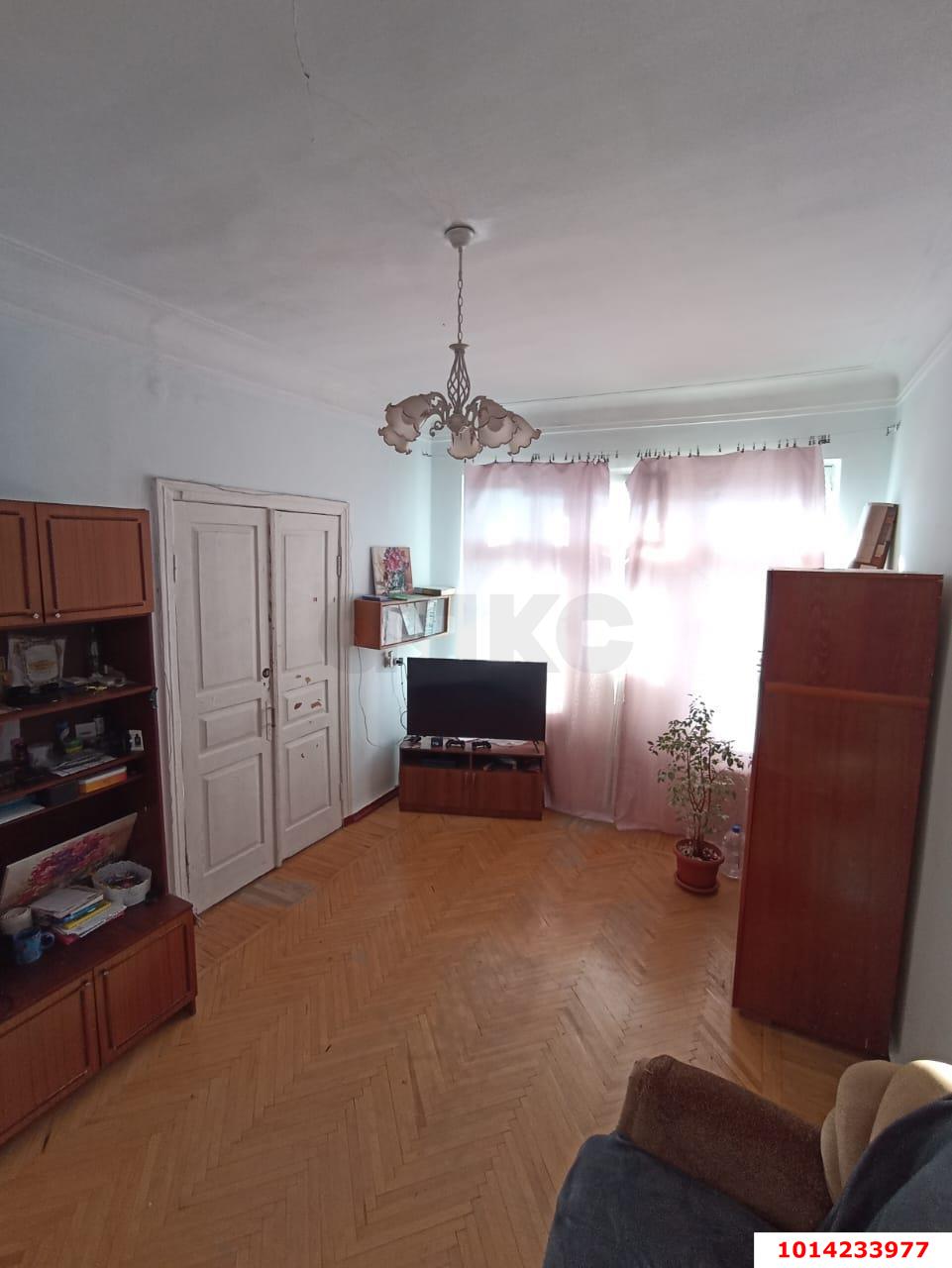 Фото №5: 2-комнатная квартира 54&nbsp;м², 3/4&nbsp;эт. - Краснодар, Центральный внутригородской округ, мкр. Центральный, ул. Орджоникидзе, 69