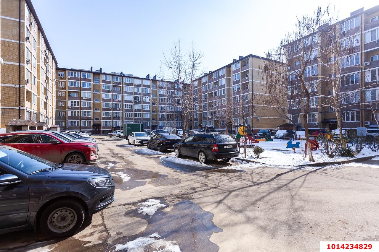 Фото №14: 1-комнатная квартира 41&nbsp;м², 6/6&nbsp;эт. - Краснодар, Прикубанский внутригородской округ, мкр. Музыкальный, ул. имени Сергея Есенина, 94