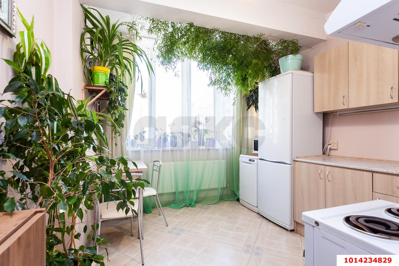 Фото №8: 1-комнатная квартира 41&nbsp;м², 6/6&nbsp;эт. - Краснодар, Прикубанский внутригородской округ, мкр. Музыкальный, ул. имени Сергея Есенина, 94