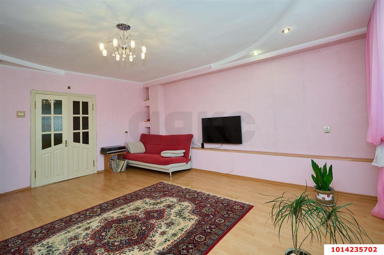 Фото №5: 3-комнатная квартира 127&nbsp;м², 13/15&nbsp;эт. - Краснодар, Западный внутригородской округ, мкр. Юбилейный, пр-кт Чекистов, 42
