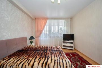 Фото №1: 3-комнатная квартира 115 м², 13/15 эт. - Краснодар, мкр. Юбилейный, пр-кт Чекистов, 42