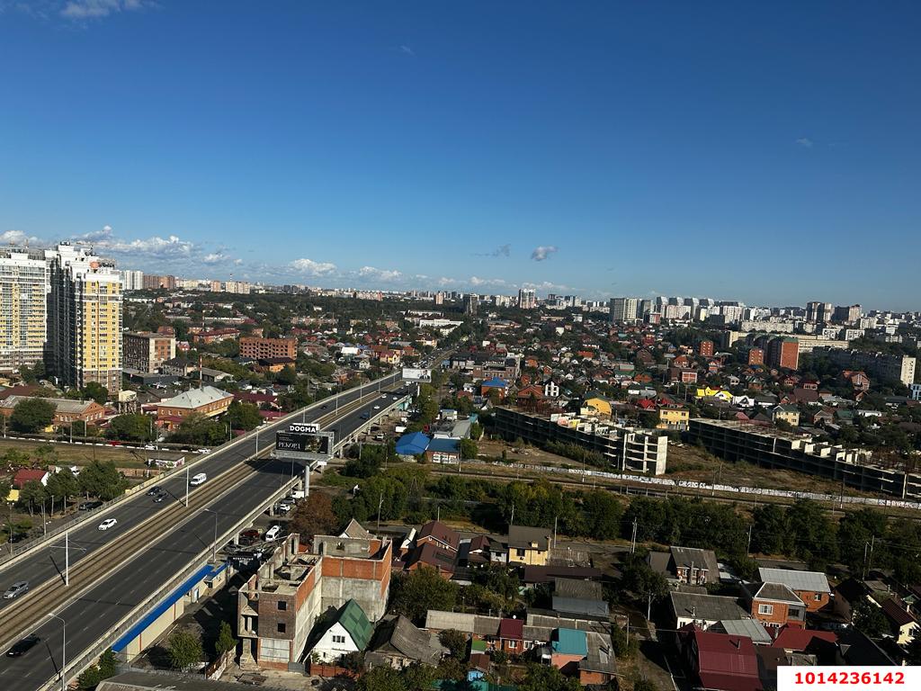 Фото №3: 2-комнатная квартира 85&nbsp;м², 20/22&nbsp;эт. - Краснодар, Центральный внутригородской округ, ЖК Карандашъ, мкр. Центральный, ул. Фабричная, 4