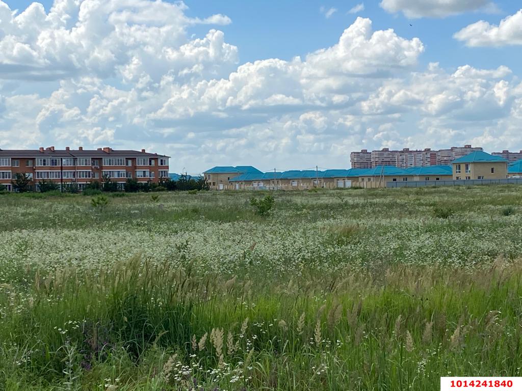 Фото №3: Земельный участок под ИЖС 7.43&nbsp;сот. - Краснодар, Прикубанский внутригородской округ, Россинского, мкр. жилой комплекс Россинский Парк, ул. Командорская, 15/1