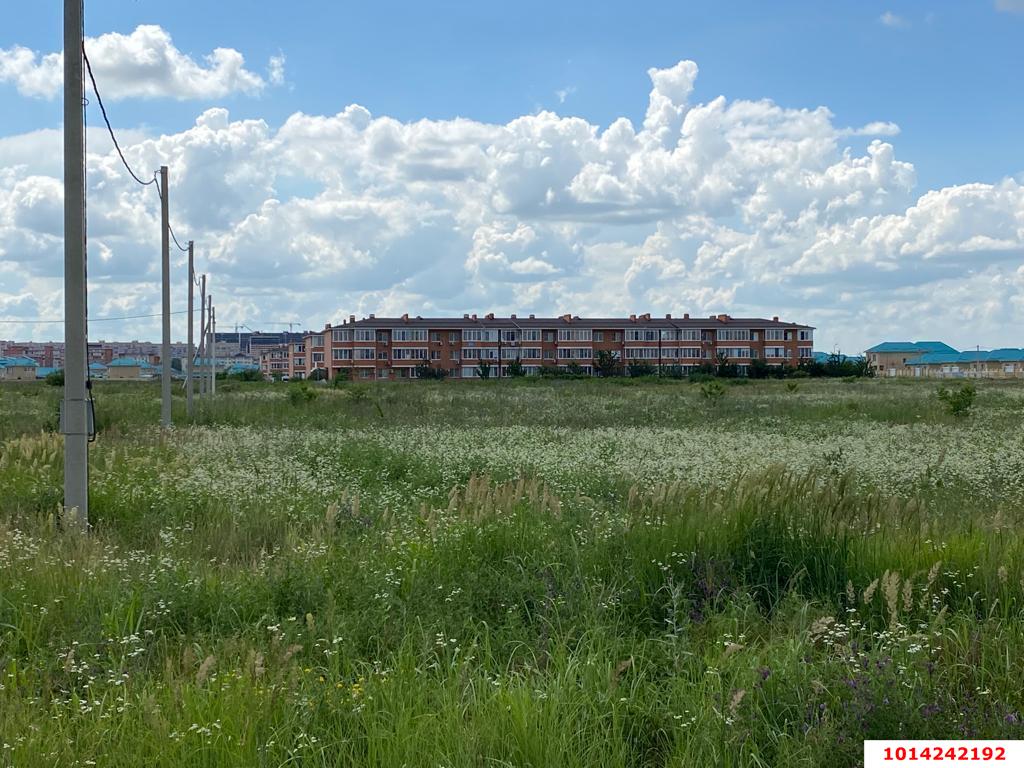 Фото №1: Земельный участок под ИЖС 7.56&nbsp;сот. - Краснодар, Прикубанский внутригородской округ, Россинского, мкр. жилой комплекс Россинский Парк, ул. Командорская, 15/1