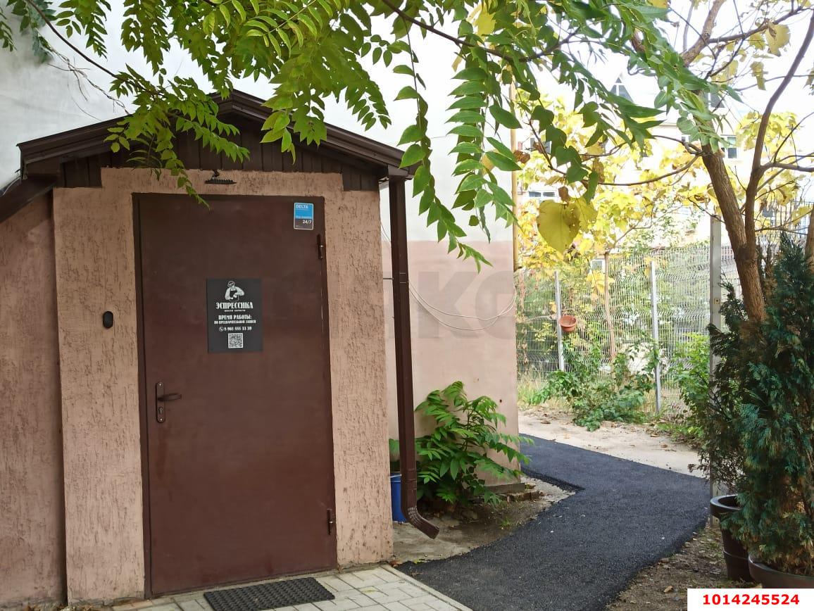 Фото №10: Торговое помещение 106&nbsp;м², 2&nbsp;эт. - Краснодар, Центральный внутригородской округ, мкр. Центральный, ул. Фабричная, 2