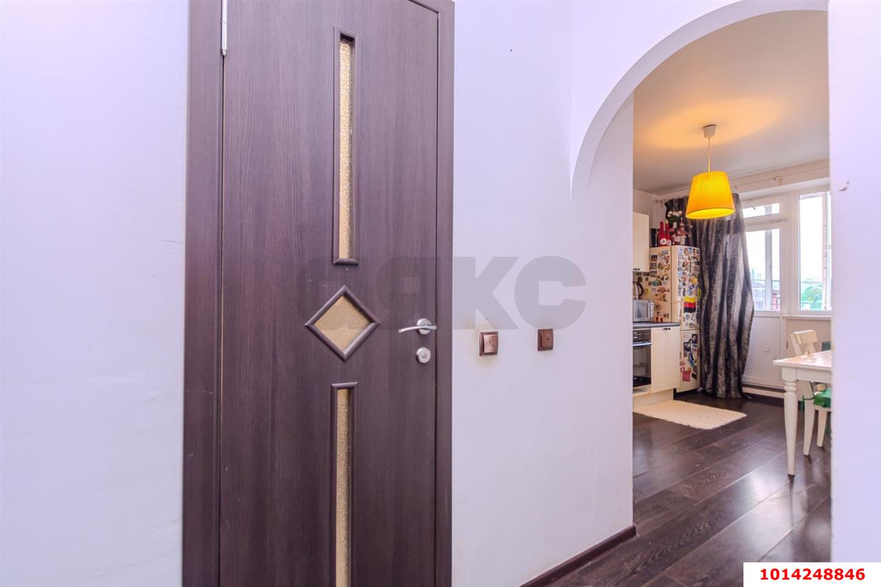 Фото №9: 1-комнатная квартира 40&nbsp;м², 2/5&nbsp;эт. - Краснодар, Прикубанский внутригородской округ, Калинино, мкр. Завод Радиоизмерительных Приборов, ул. 1 Мая, 338