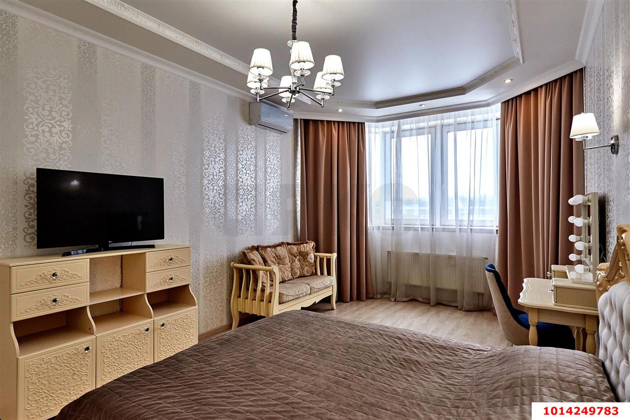 Фото №10: 3-комнатная квартира 160&nbsp;м², 4/20&nbsp;эт. - Краснодар, Западный внутригородской округ, мкр. Центральный, ул. Кубанская набережная, 37