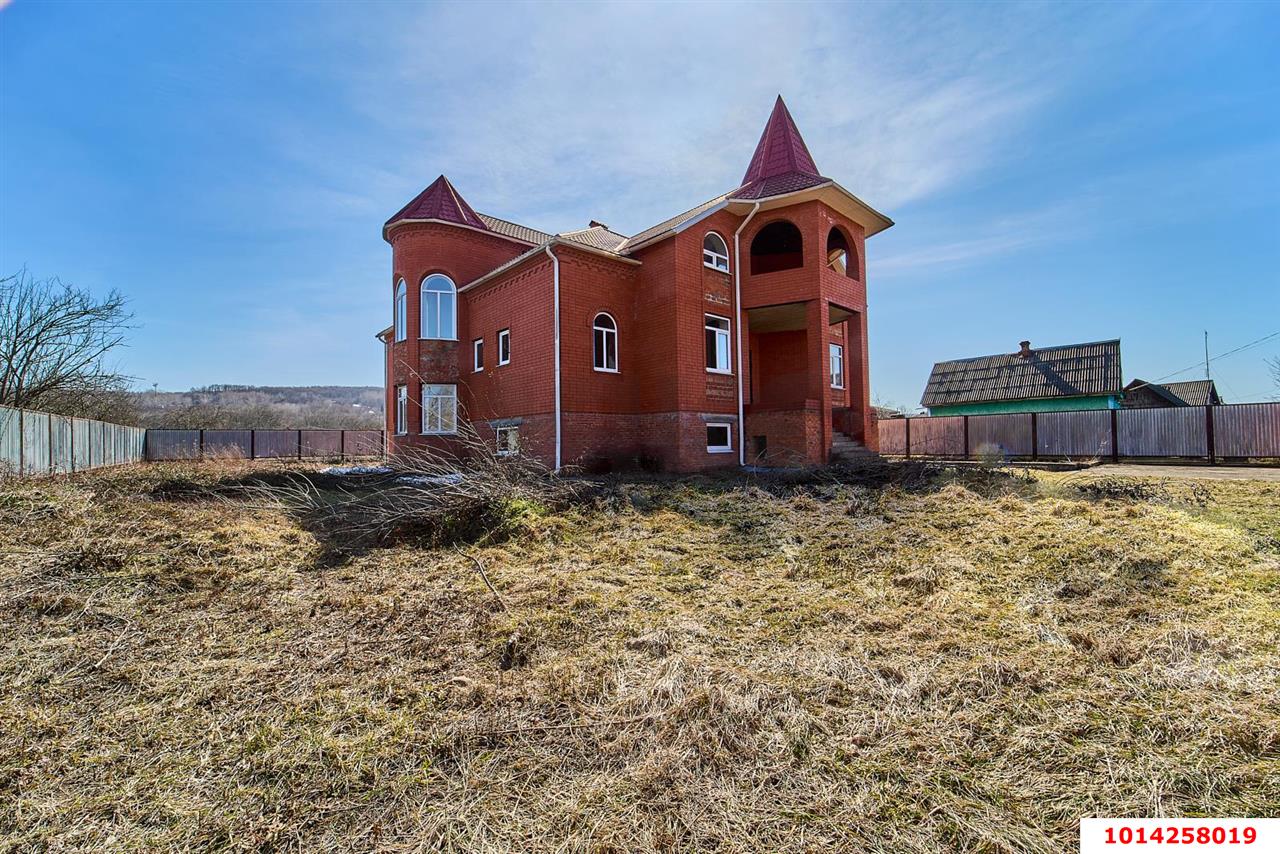 Фото №5: Дом 638&nbsp;м² + 15&nbsp;сот., 3&nbsp;эт. - Тверская, ул. Ленина, 4