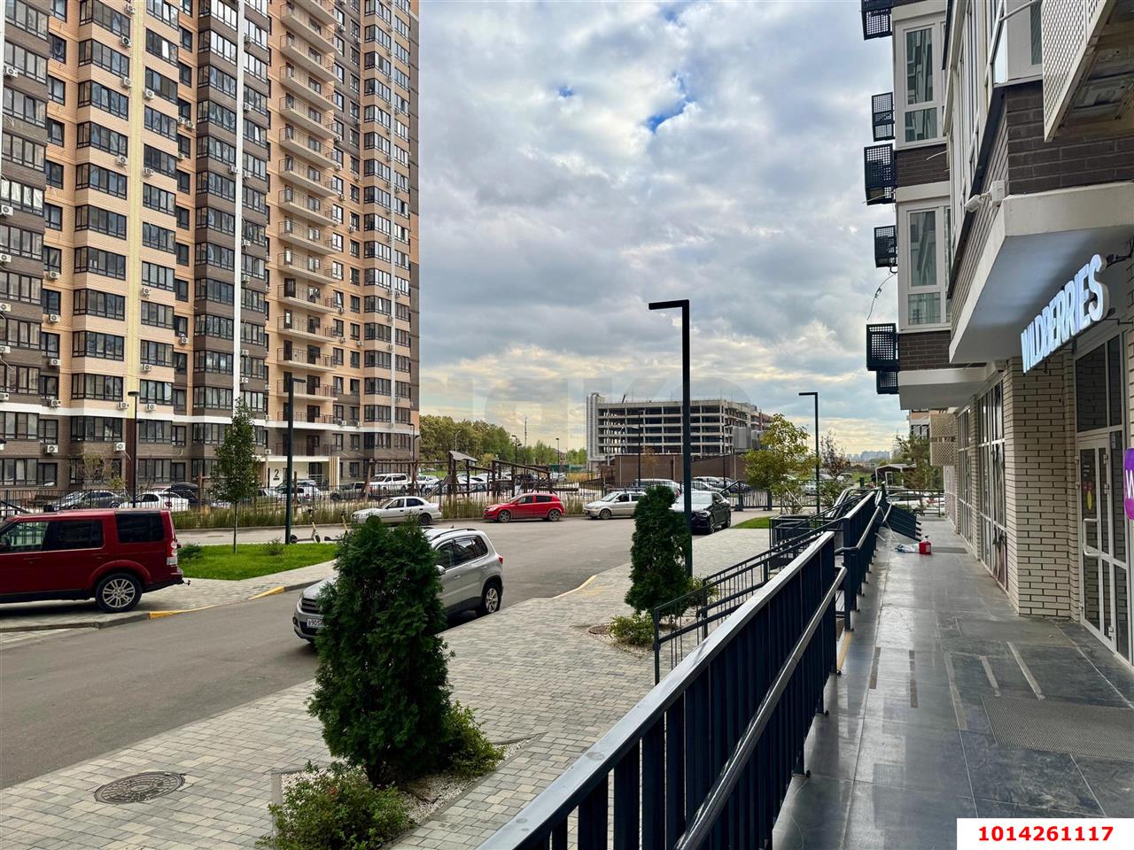 Фото №3: Торговое помещение 44&nbsp;м², 1/24&nbsp;эт. - Краснодар, Прикубанский внутригородской округ, мкр. ЖК Абрикосово, ул. имени Героя Георгия Бочарникова, 4к2