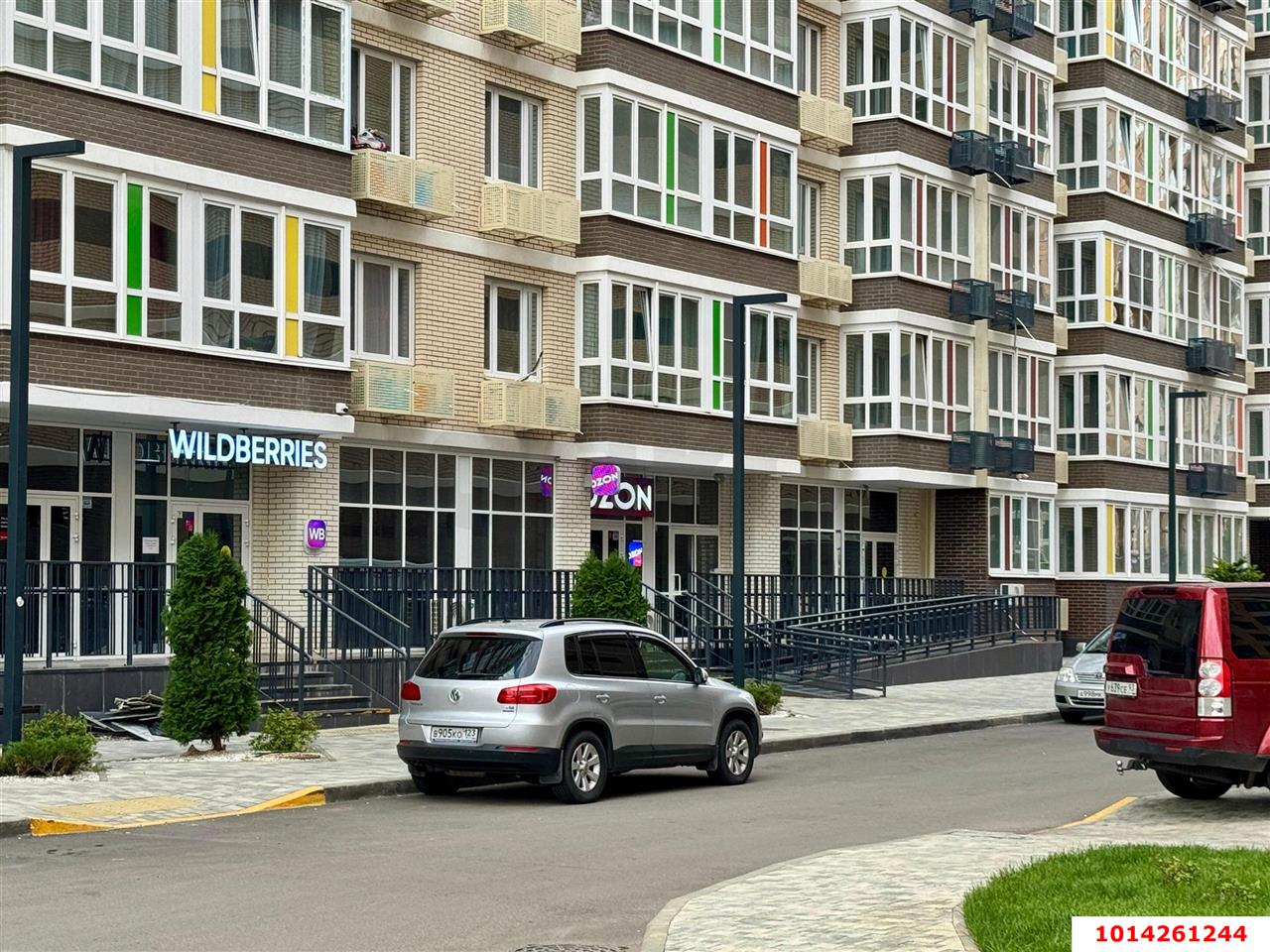 Фото №1: Торговое помещение 22&nbsp;м², 1/24&nbsp;эт. - Краснодар, Прикубанский внутригородской округ, мкр. ЖК Абрикосово, ул. имени Героя Георгия Бочарникова, 4к2