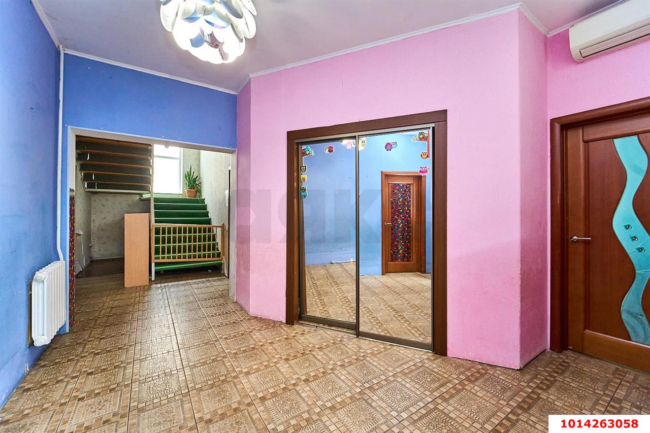 Фото №9: Дом 191&nbsp;м² + 8&nbsp;сот., 2&nbsp;эт. - Российский, мкр. Прикубанский внутригородской округ, ул. имени В.М. Комарова, 41