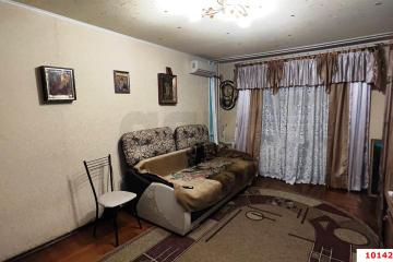 Фото №1: 2-комнатная квартира 51 м², 1/9 эт. - Краснодар, мкр. Гидростроителей, ул. имени Игнатова, 51