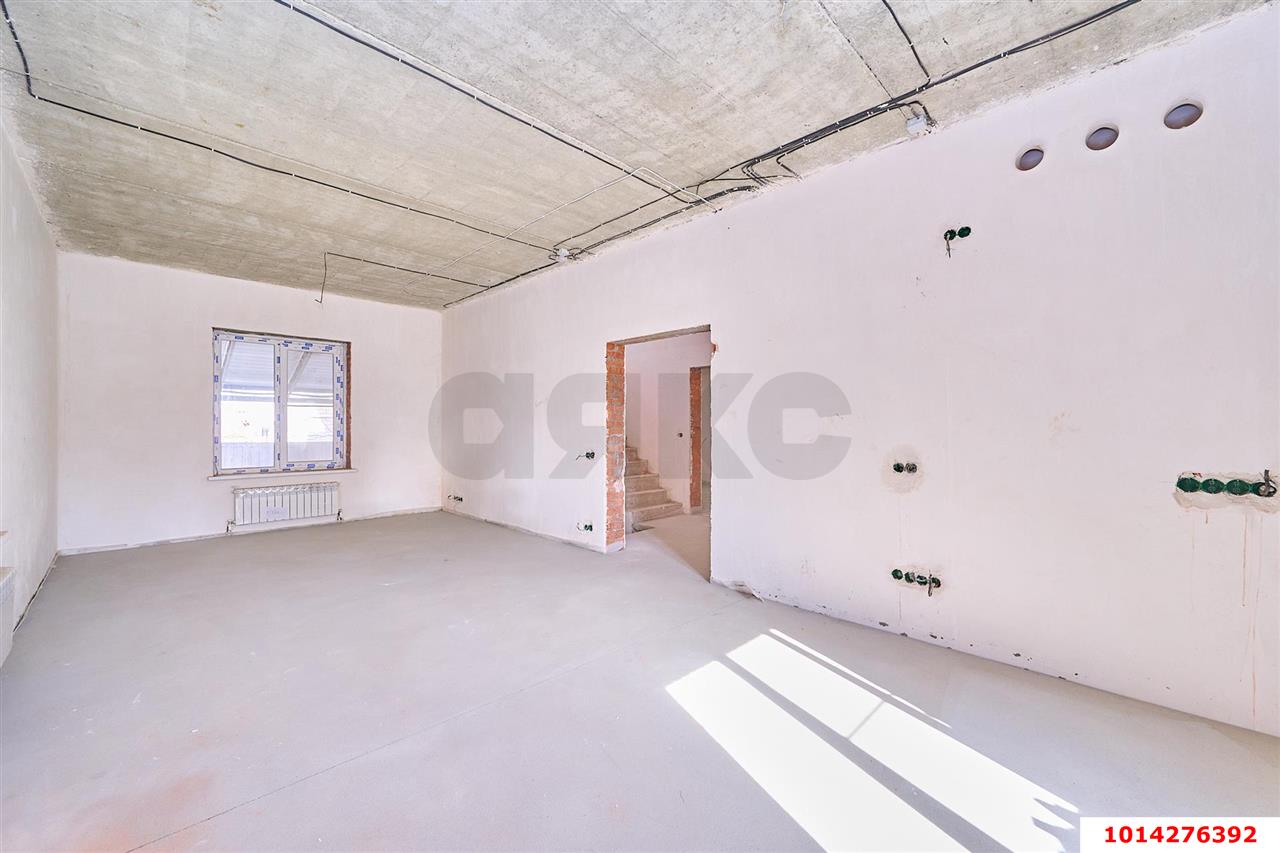 Фото №10: Дом 232&nbsp;м² + 3.06&nbsp;сот., 3&nbsp;эт. - Краснодар, Прикубанский внутригородской округ, мкр. Славянский, ул. 3-я Линия, 77