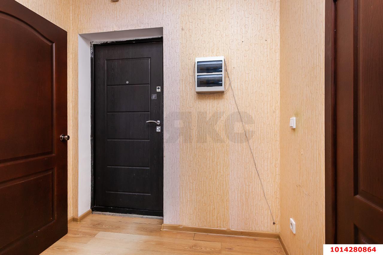 Фото №6: 1-комнатная квартира 39&nbsp;м², 4/24&nbsp;эт. - Краснодар, Прикубанский внутригородской округ, Завод Измерительных Приборов, мкр. ЖК Москва, ул. Российская, 79/3к1