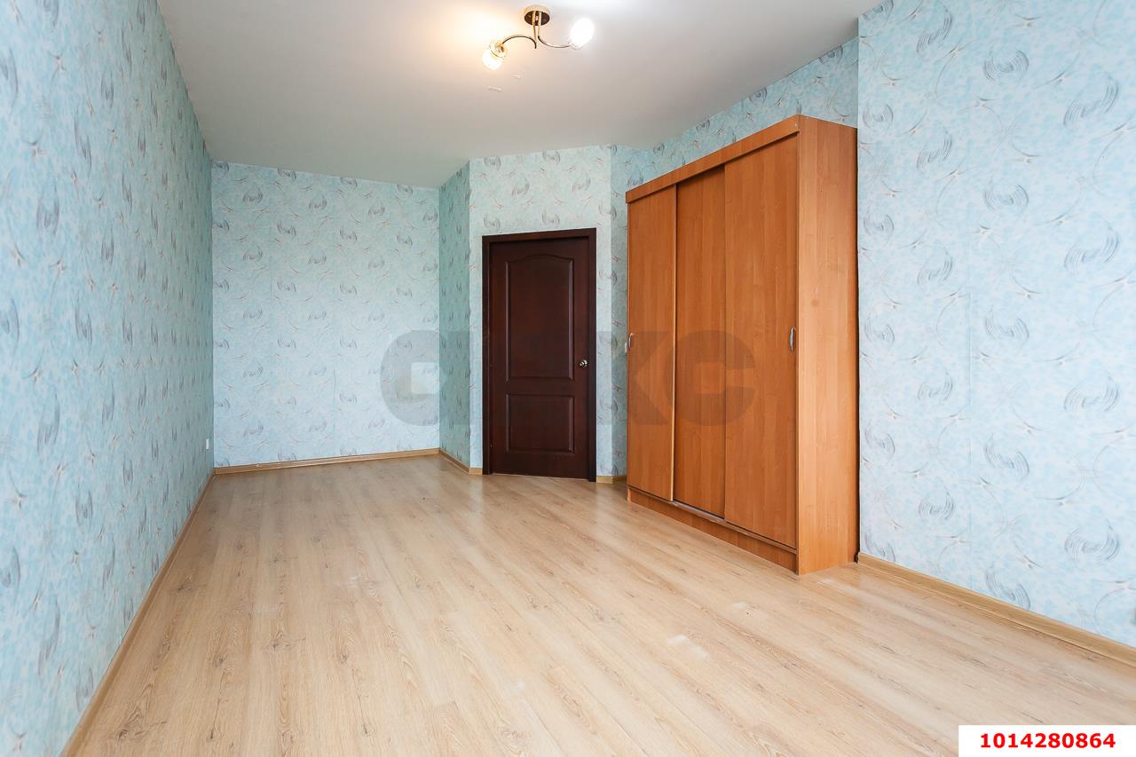 Фото №3: 1-комнатная квартира 39&nbsp;м², 4/24&nbsp;эт. - Краснодар, Прикубанский внутригородской округ, Завод Измерительных Приборов, мкр. ЖК Москва, ул. Российская, 79/3к1