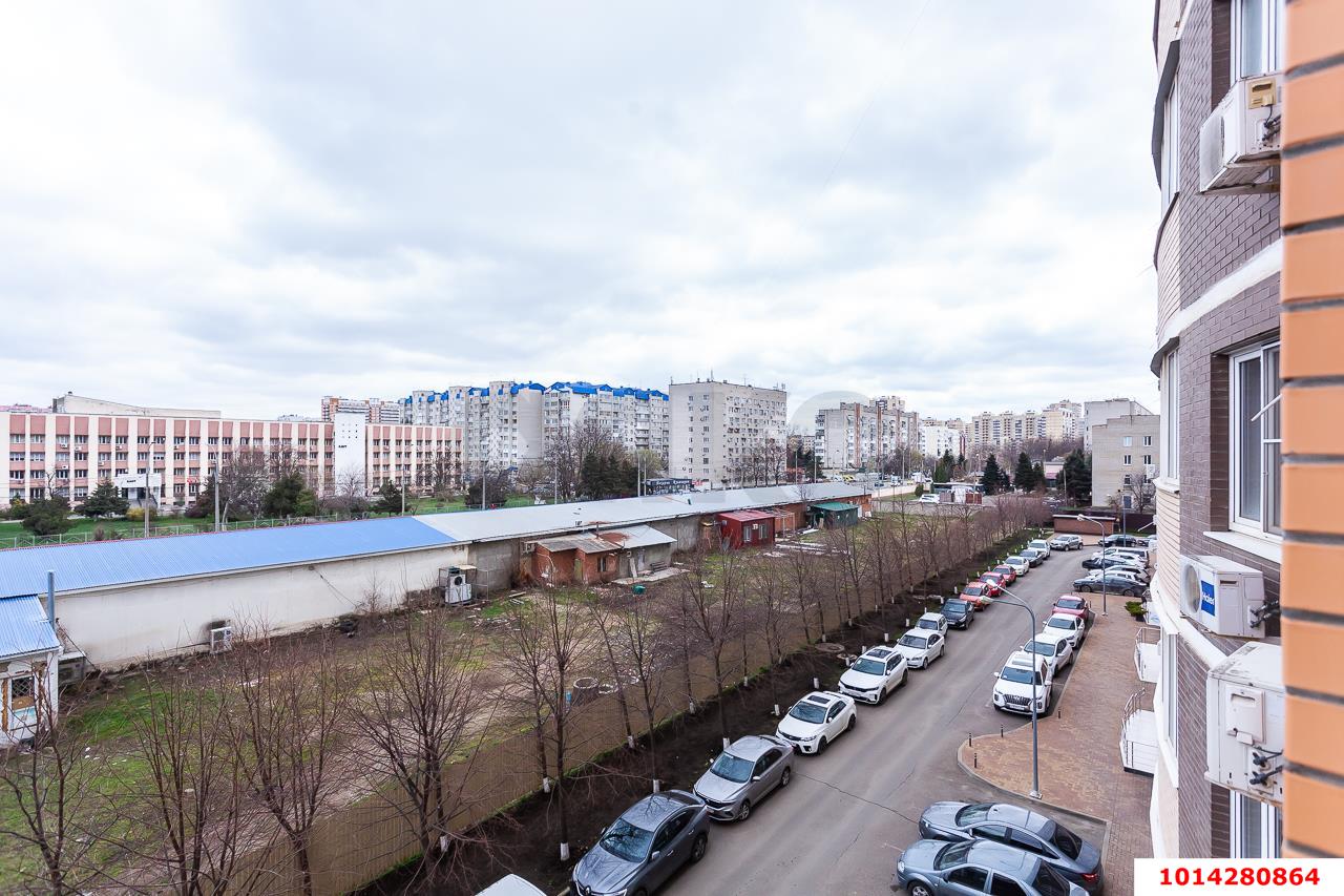 Фото №12: 1-комнатная квартира 39&nbsp;м², 4/24&nbsp;эт. - Краснодар, Прикубанский внутригородской округ, Завод Измерительных Приборов, мкр. ЖК Москва, ул. Российская, 79/3к1