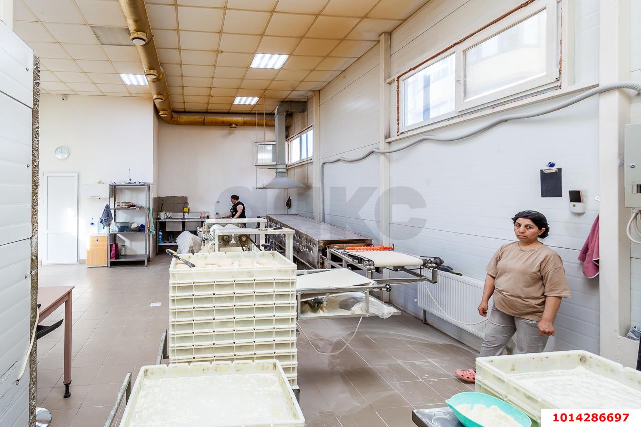 Фото №9: Готовый бизнес 250&nbsp;м², 1/2&nbsp;эт. - Краснодар, Карасунский внутригородской округ, мкр. Камвольно-суконный Комбинат, ул. 1-я Заречная, 42