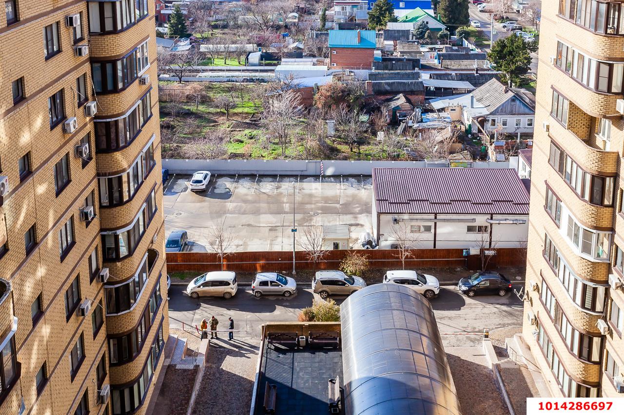 Фото №18: Готовый бизнес 250&nbsp;м², 1/2&nbsp;эт. - Краснодар, Карасунский внутригородской округ, мкр. Камвольно-суконный Комбинат, ул. 1-я Заречная, 42