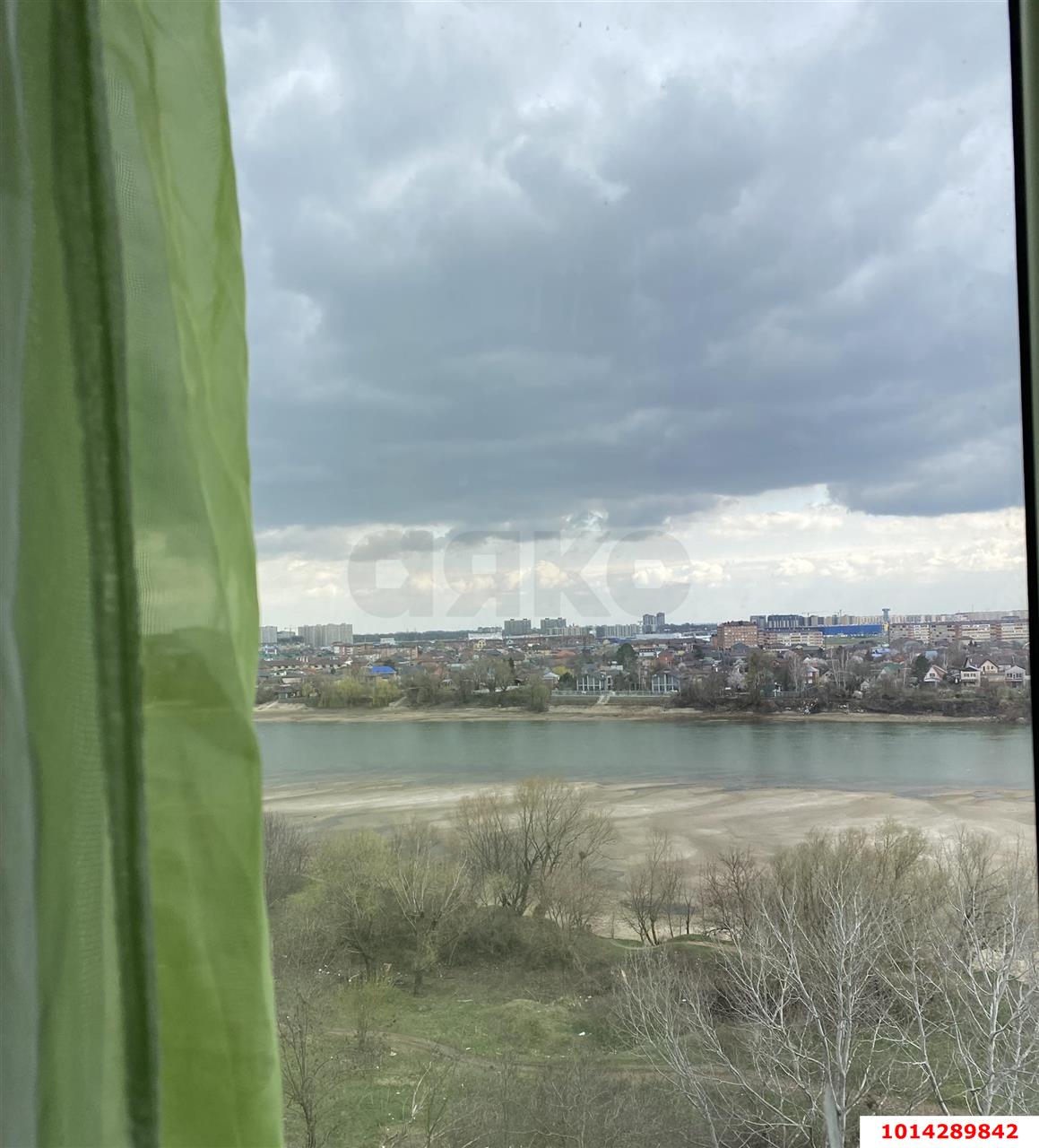 Фото №2: 2-комнатная квартира 52&nbsp;м², 10/10&nbsp;эт. - Краснодар, Западный внутригородской округ, мкр. Юбилейный, ул. Рождественская набережная, 25