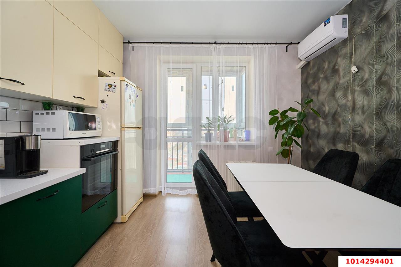 Фото №4: 3-комнатная квартира 88&nbsp;м², 18/24&nbsp;эт. - Краснодар, Карасунский внутригородской округ, Гидростроителей, мкр. жилой комплекс Стрижи, ул. Автолюбителей, 1Г