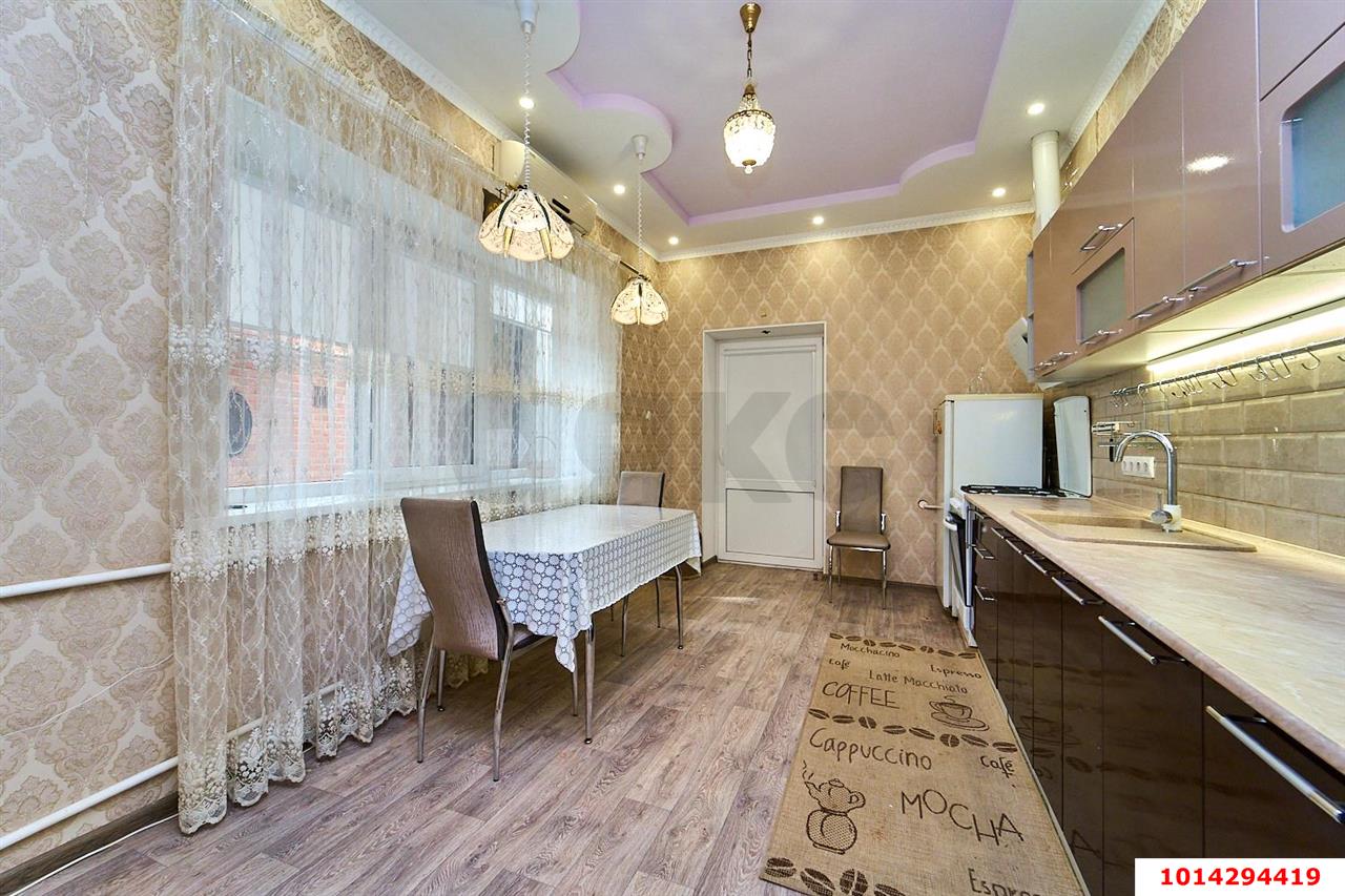 Фото №2: Дом 90&nbsp;м² + 3.78&nbsp;сот., 1&nbsp;эт. - Краснодар, Центральный внутригородской округ, мкр. 40 лет Победы, пр-д 2-й Колхозный
