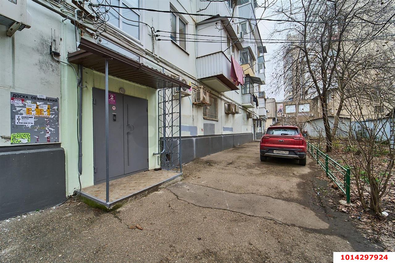 Фото №18: 3-комнатная квартира 58&nbsp;м², 3/5&nbsp;эт. - Краснодар, мкр. Западный внутригородской округ, ул. Красная, 149