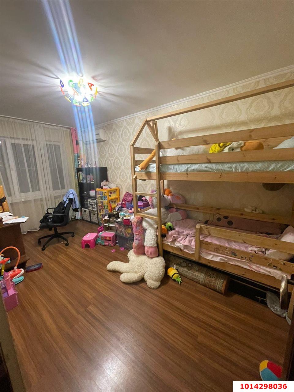 Фото №2: 3-комнатная квартира 59&nbsp;м², 2/5&nbsp;эт. - Краснодар, Центральный внутригородской округ, мкр. Центральный, ул. Братьев Дроздовых, 27
