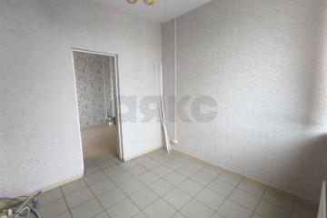Фото №1: Офисное помещение 18&nbsp;м², 4/4&nbsp;эт. - Краснодар, мкр. Хлопчато-бумажный Комбинат, ул. Сормовская, 7